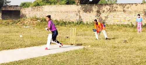 प्रधानमन्त्री कपका लागि प्रदेश स्तरिय महिला क्रिकेट छनौट प्रतियोगिता राजबिराजमा हुदै