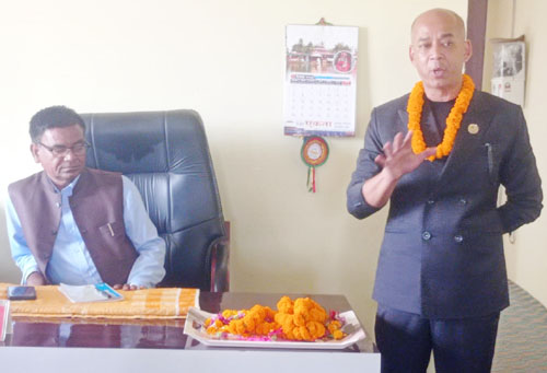 शिक्षकहरुको जिल्लान्तर सरुवा  आवश्यक ः प्रतिनिधिसभा सदस्य चौधरी