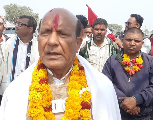 विगतमा जनतासँग गरेको वाचा पुरा गर्न आफ्नो उम्मेदवारी ः दिनेश यादव