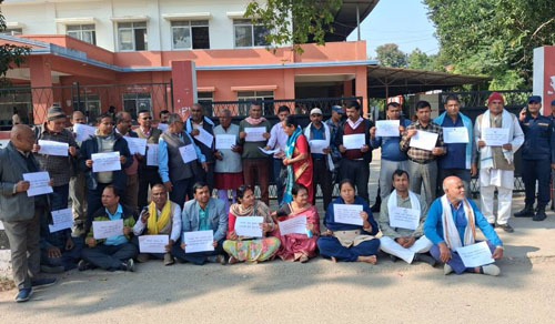 २८ बुँदे माग राख्दै जसपा नेपालद्वारा धर्ना 