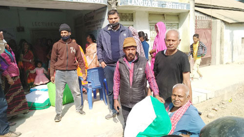 एक सय ३८ असहायलाई कम्बल
