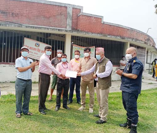 सेभ द सप्तरीद्वारा अस्पताललाई टेन्ट हस्तान्तरण