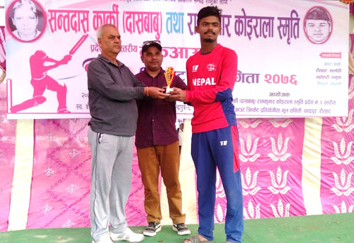 सप्तरी र सर्लाही फाईनलमा भिड्दै 