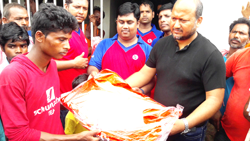 बाढीपीडितलाई ग्लोबलको सहयोग,  बालबालिकालाई समेत शैक्षिक सामाग्रि बितरण