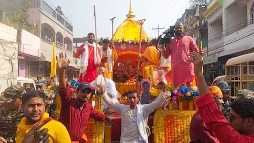 हरेराम, हरेकृष्णाले राजविराज गुञ्जयमान