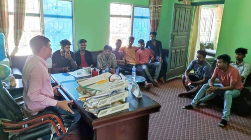 नगरको सडक, फोहर ब्यबस्थापन तथा छाडा चौपाया नियन्त्रण गर्न ज्ञापन 