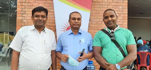 लेखी एमालेमा प्रवेश