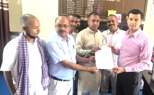 राजविराज नगरपालिकामा व्याप्त भ्रष्टाचार भएको भन्दै उच्चस्तरीय छानबिनको माग गर्दै प्रधानमन्त्रीलाई ध्यानाकर्षण 