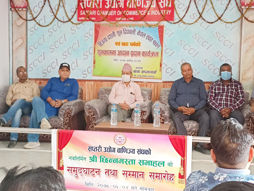 उम्मेदवार अग्रवालद्वारा शुभकामना आदान प्रदान