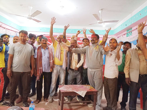 माओवादी केन्द्र नगर कमिटिद्वारा शुभकामना आदान प्रदान