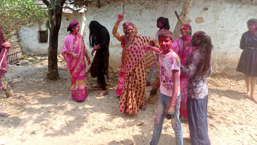 रंगहरुको त्योहार होलीको पनि रौनकता हराउँदै, परम्पराको संरक्षण गर्दै मर्यादित रुपमा होली पर्व मनाउन प्रहरीको आग्रह