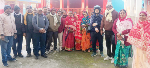 माग सुनुवाई नभएको भन्दै वडा सदस्यहरुले नगरपालिकामा धर्ना दिने