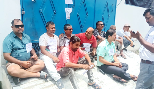 प्रेस युनियनद्वारा महासंघमा धर्ना