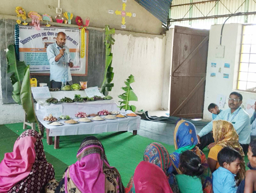 विद्यालयमा पोषणयुक्त आहारासँगै जुका  विरुद्धको औषधी र सचेतना दिइदै