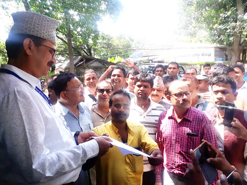 डुवानको समस्या तथा राहत वितरण प्रभावकारी  नभएको भन्दै नेकपाद्वारा प्रधानमन्त्रीलाई ध्यानाकर्षण