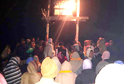 वडा नं. २ को एक टोलमा बिजुली बलेपछि बलानबिहुलमा पूर्णरुपले विद्युतीकरण सम्पन्न