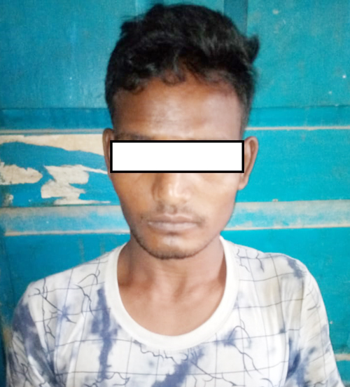 फरार प्रतिवादी सदा पक्राउ