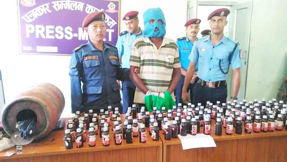 लागु औषध कारोबारीको नयाँ प्रविधिको खुलासा, ग्यास सिलिन्डरमा लागुऔषध ओसारपोसार गर्ने एक पक्राउ