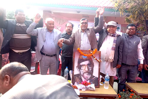 काँग्रेसको संस्थापन पक्षबाट यादवको सभापतीमा उम्मेदवारी