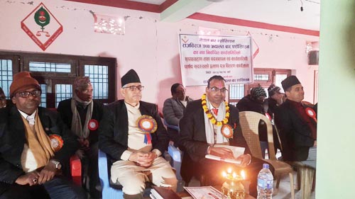 उच्च अदालत वार एशोसिएशनका नव निर्वाचित पदाधिकारीको पदस्थापना 