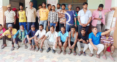 पाँच महिनादेखी तलब नखाएको भन्दै राविनपाका सरसफाई कर्मचारी आन्दोलित 
