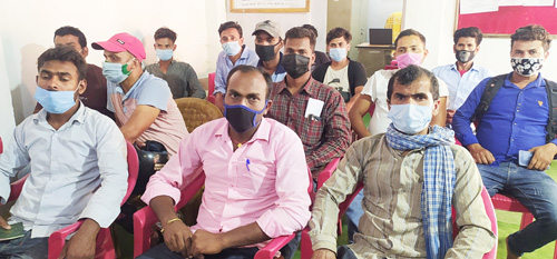 राम्रो काम र आकर्षक तलब दिलाईदिने  भन्दै लाखौं रकम ठगि एक फरार