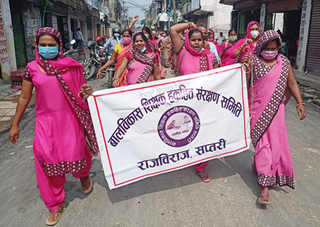 पटक पटक घोषणा गरेको सेवा सुविधाबाट बञ्चित रहेको भन्दै बालविकासकर्मी आन्दोलित
